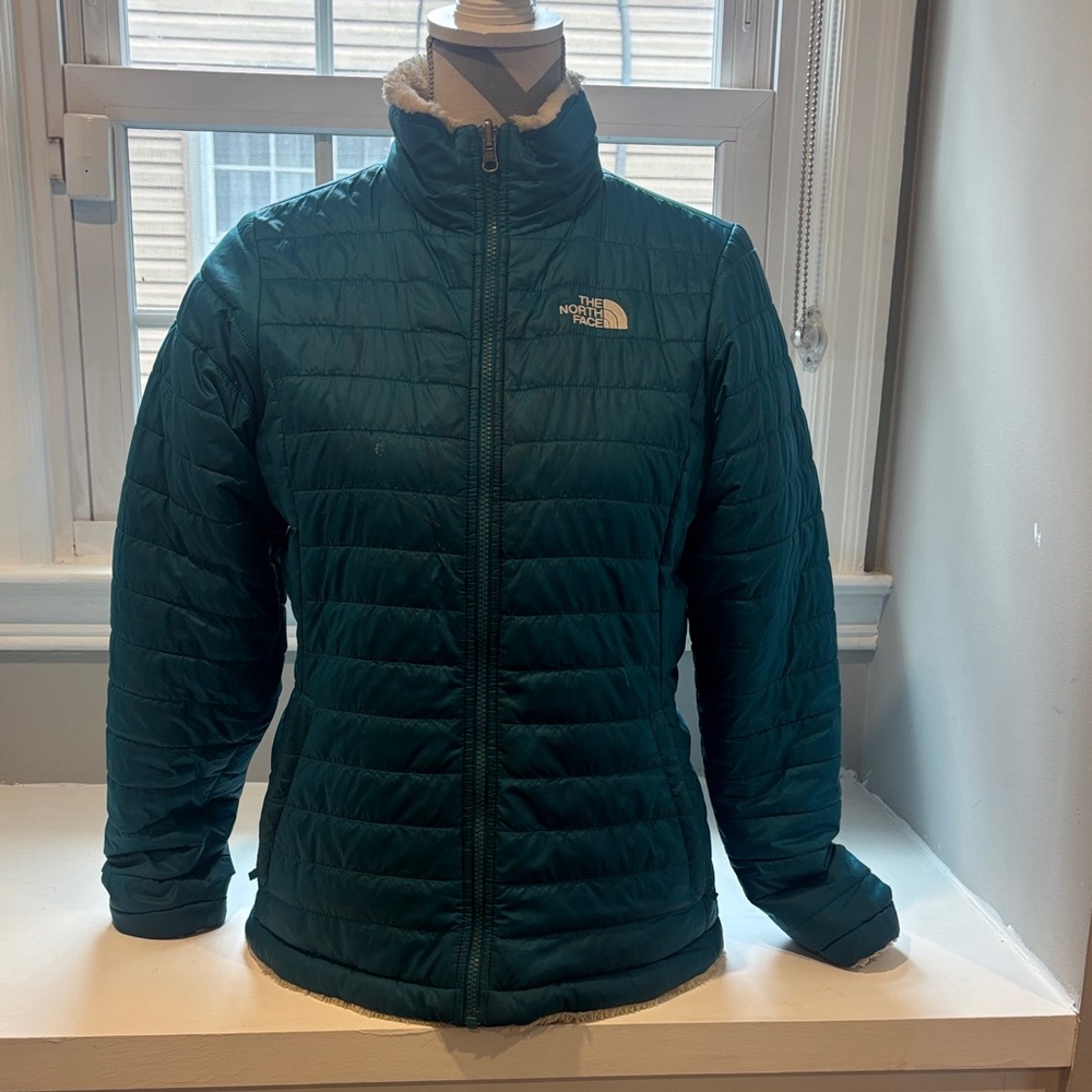 The North Face Women's Dark Teal Puffer Jacket